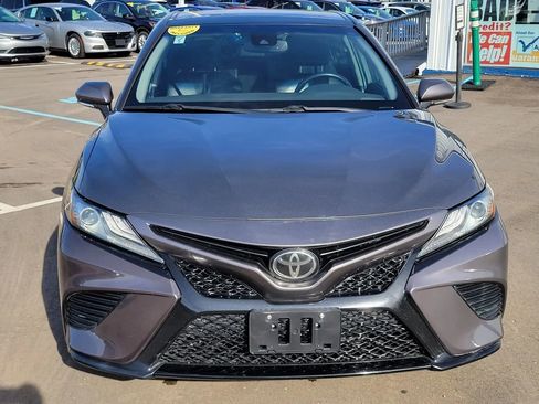 Used 2019 Toyota Camry XSE FWD image 10