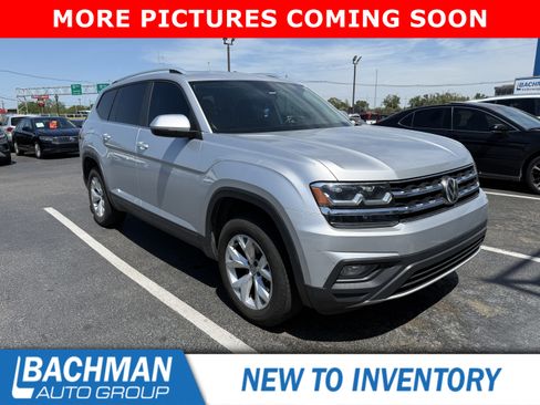 Used 2019 Volkswagen Atlas SE image 2