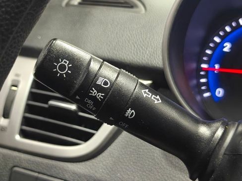 Used 2014 Hyundai Elantra GT FWD image 9