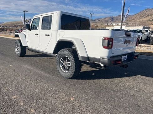 New 2026 Jeep Gladiator Mojave image 6