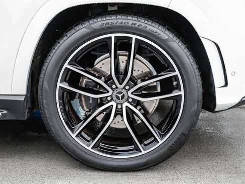 Certified 2023 Mercedes-Benz GLS 580 4MATIC image 9