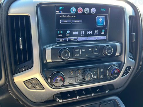 Used 2018 GMC Sierra 1500 SLT w/ SLT Premium Package RWD image 20