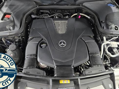 Used 2019 Mercedes-Benz E 450 4MATIC Sedan w/ Premium Package image 35