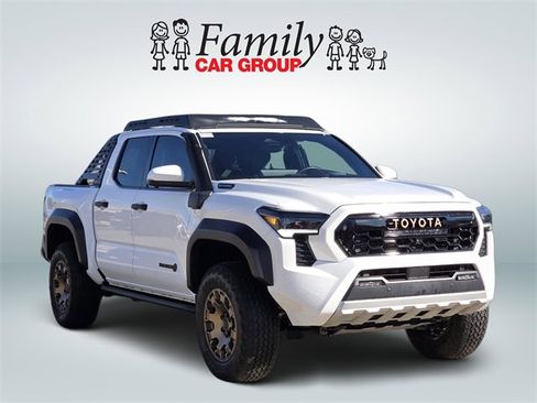 Certified 2024 Toyota Tacoma 4x4 Double Cab Hybrid image 2