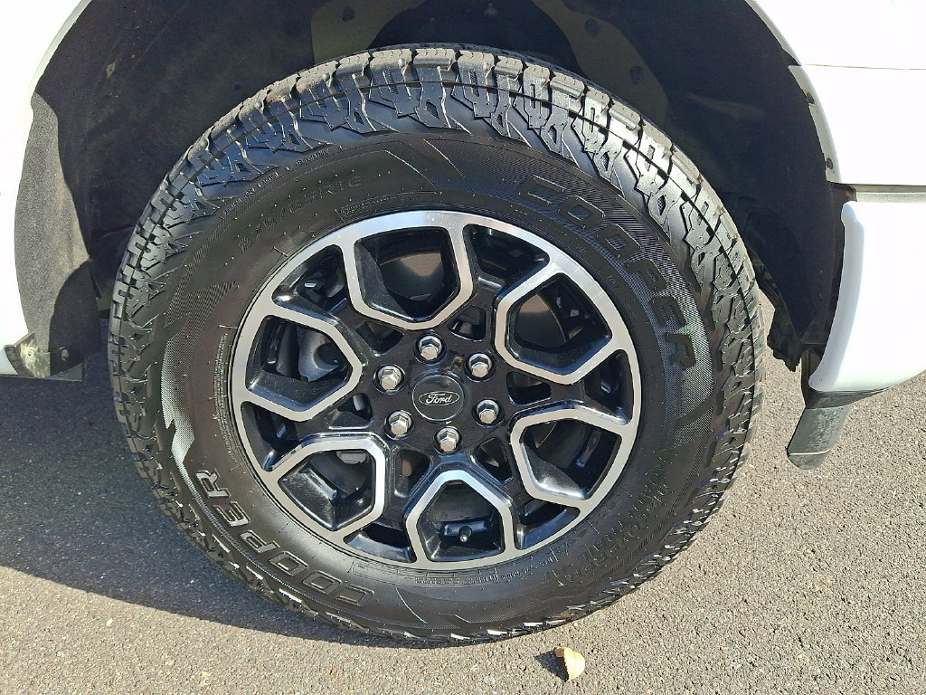 Used 2022 Ford F150 XLT w/ Equipment Group 302A High AWD/4WD image 11