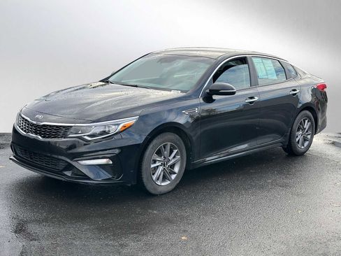 Used 2020 Kia Optima LX image 7