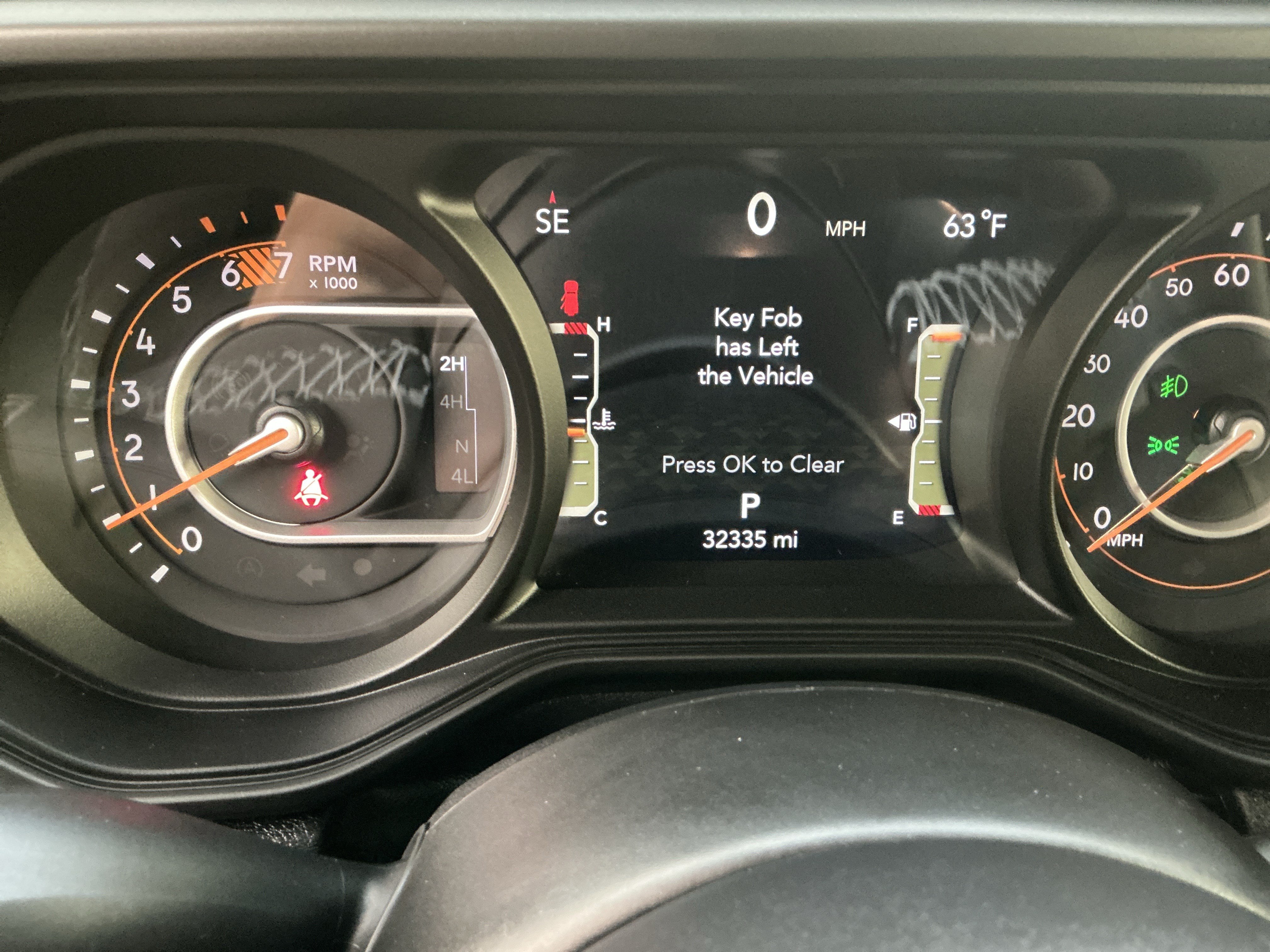 Used 2025 Jeep Wrangler Unlimited Rubicon w/ Convenience Group AWD/4WD image 15
