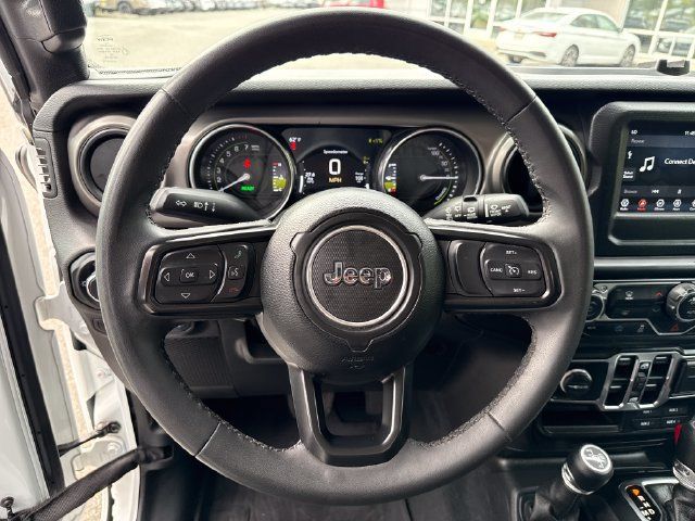 Used 2023 Jeep Wrangler Unlimited AWD/4WD image 18