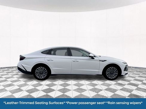 New 2026 Hyundai Sonata Limited FWD image 14