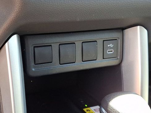 Certified 2023 Toyota Corolla Cross LE AWD/4WD image 18
