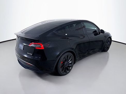 Used 2023 Tesla Model Y Performance AWD/4WD image 7