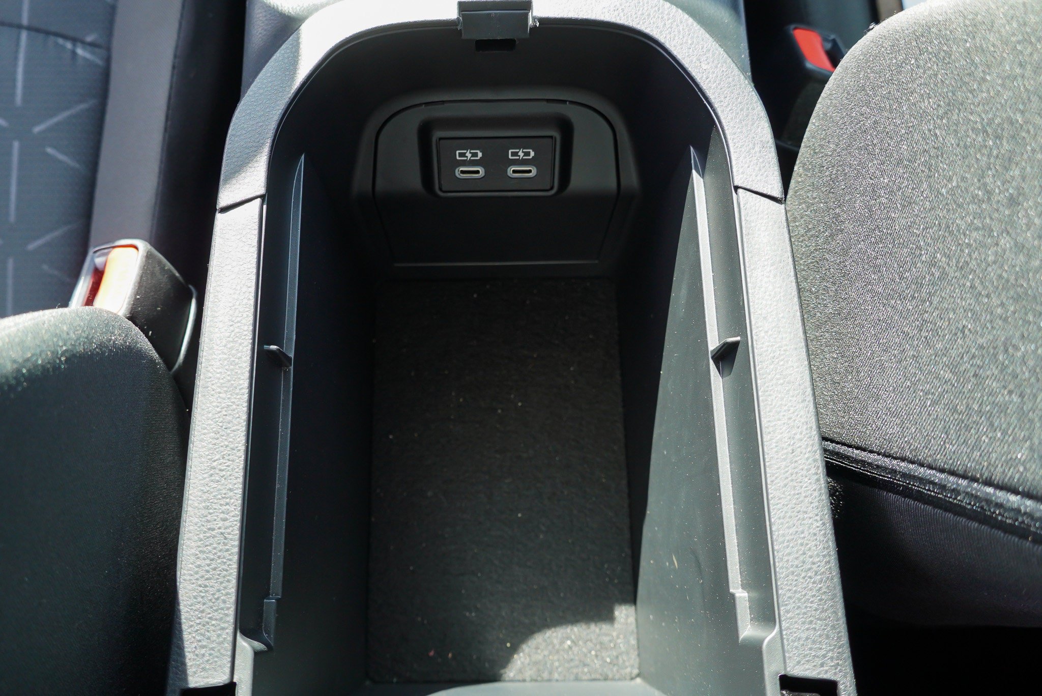 Certified 2025 Toyota RAV4 XLE AWD/4WD image 38