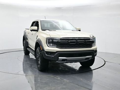 Used 2025 Ford Ranger Raptor image 4