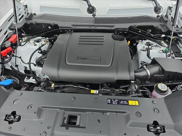 New 2026 Land Rover Defender 110 S AWD/4WD image 29
