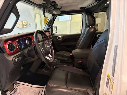 Used 2021 Jeep Wrangler Unlimited Rubicon AWD/4WD image 13