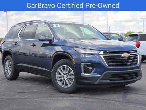 Certified 2023 Chevrolet Traverse LT FWD image 2