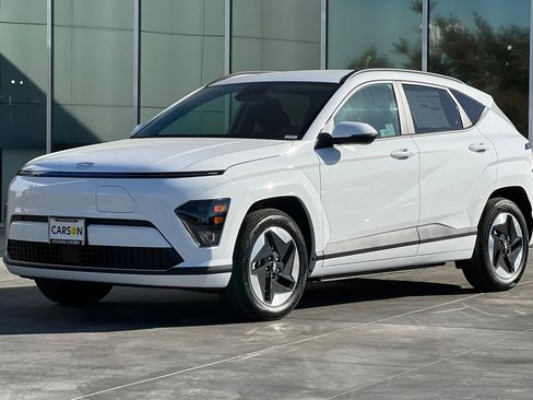 New 2025 Hyundai Kona SEL image 8