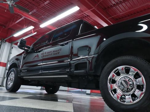 Used 2023 Ford F250 Lariat w/ Lariat Ultimate Package image 41