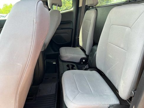 Used 2017 Chevrolet Colorado W/T w/ WT Convenience Package image 9