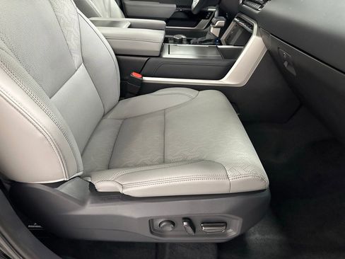 Used 2025 Toyota Sequoia Limited image 64