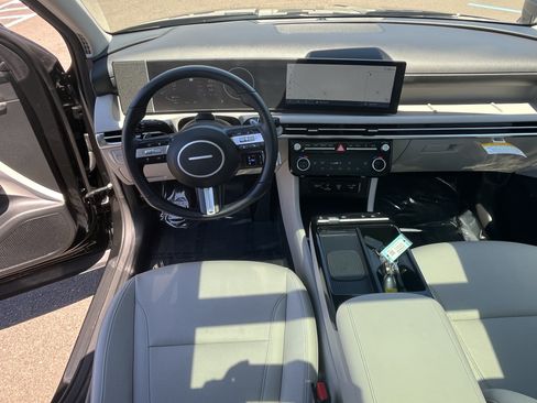 Certified 2025 Hyundai Tucson SEL AWD/4WD image 11
