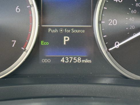 Used 2023 Lexus IS 300 w/ Comfort Package RWD image 37