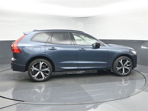 Used 2024 Volvo XC60 B5 Ultimate w/ Protection Package Premier image 8
