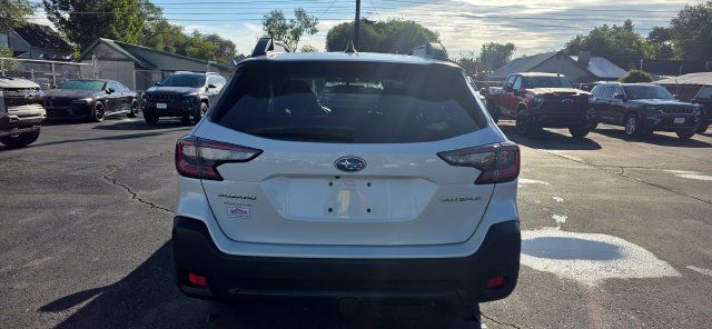 Used 2024 Subaru Outback Premium AWD/4WD image 5