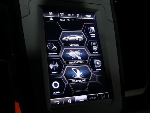 Used 2024 Lamborghini Huracan STO image 22