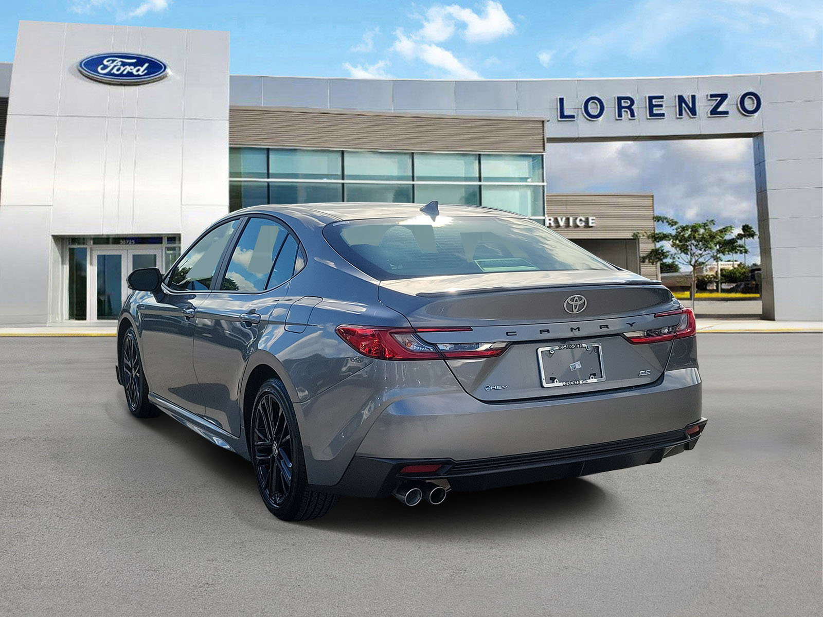 Used 2026 Toyota Camry SE FWD image 7