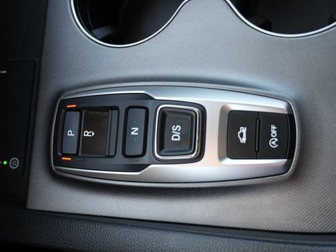Used 2025 Honda Ridgeline Sport image 36
