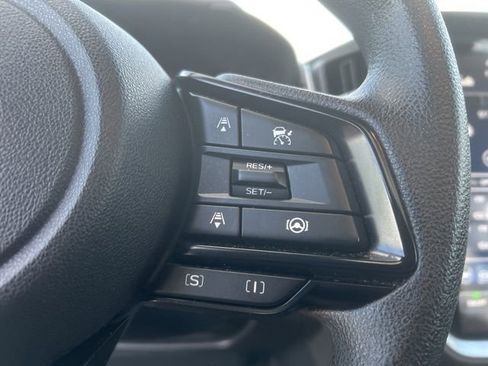 Used 2024 Subaru Crosstrek 2.0i Premium image 12