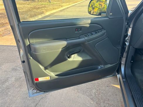 Used 2007 Chevrolet Silverado 1500 LS image 10