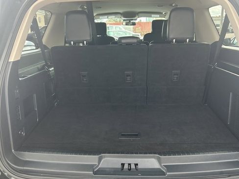 Used 2024 Ford Expedition Max XLT image 5