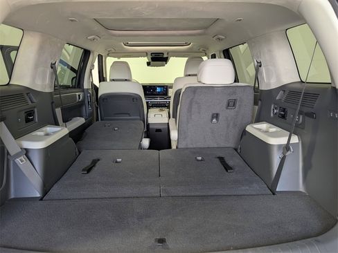 Used 2024 Hyundai Santa Fe Calligraphy image 27