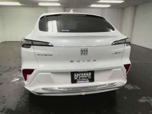 Certified 2024 Buick Envista Avenir image 7