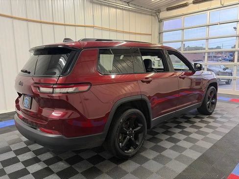 Used 2021 Jeep Grand Cherokee L Laredo AWD/4WD image 4
