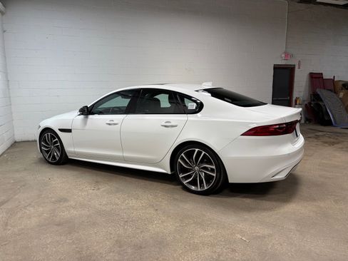 Used 2024 Jaguar XF R-Dynamic SE AWD/4WD image 10