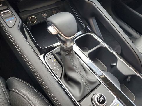 New 2025 Kia Telluride SX w/ SX Captain's Chair Package image 42