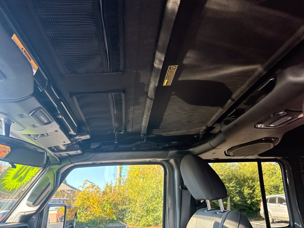 Used 2020 Jeep Wrangler Unlimited Sport S AWD/4WD image 36