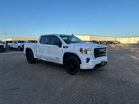 Used 2021 GMC Sierra 1500 Elevation w/ X31 Off-Road Package AWD/4WD image 9