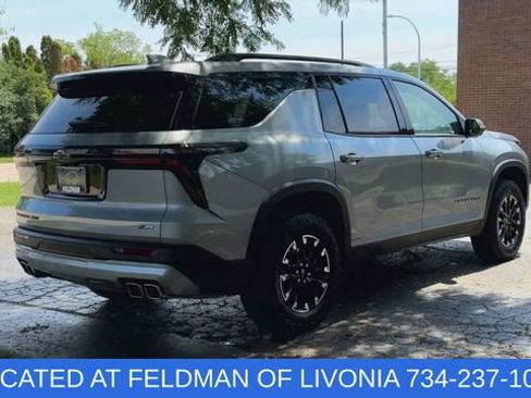 Certified 2025 Chevrolet Traverse Z71 w/ Driver Confidence Package AWD/4WD image 8