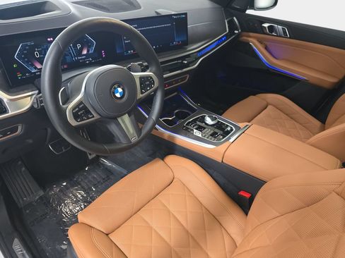 Used 2026 BMW X7 xDrive40i w/ Executive Package AWD/4WD image 19