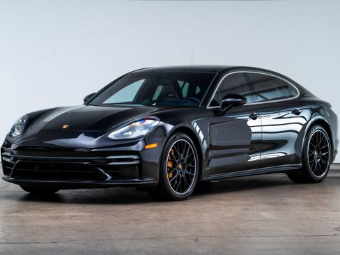 Used 2022 Porsche Panamera Turbo S Executive AWD/4WD image 3