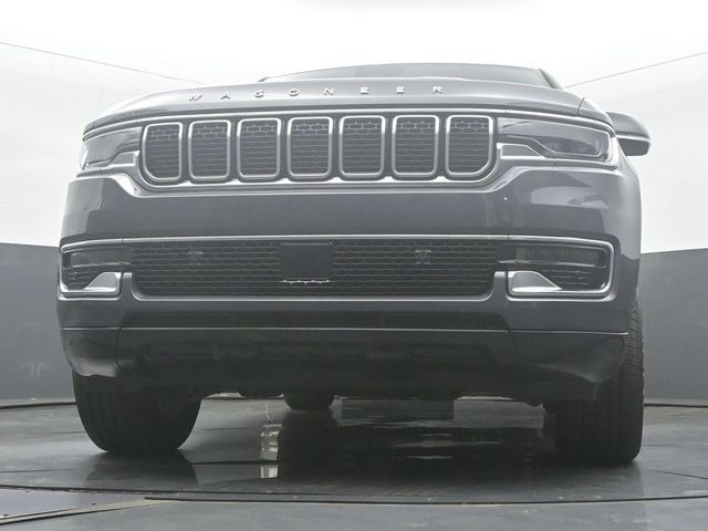 Used 2025 Jeep Wagoneer 4WD image 45
