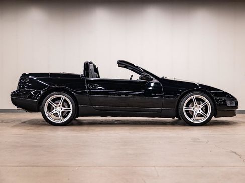 Used 1994 Nissan 300ZX Convertible RWD image 40