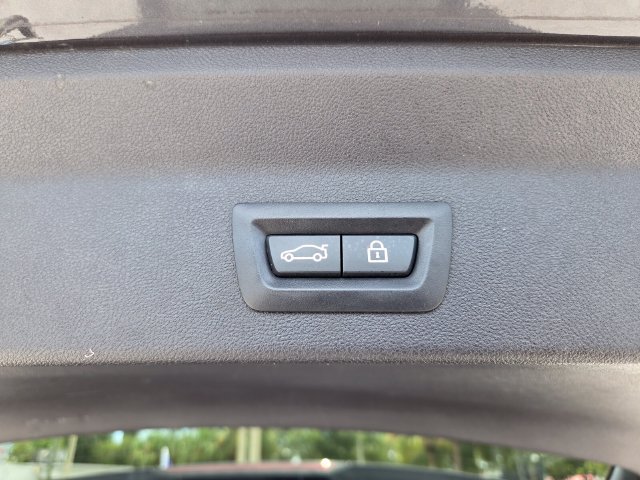 Used 2019 BMW X3 sDrive30i w/ Convenience Package RWD image 10