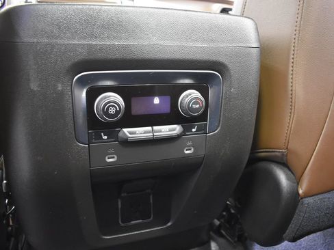 Used 2021 Chevrolet Tahoe High Country AWD/4WD image 39