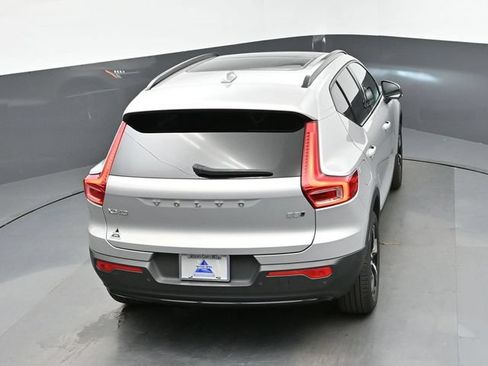 Used 2024 Volvo XC40 B5 Core AWD/4WD image 21