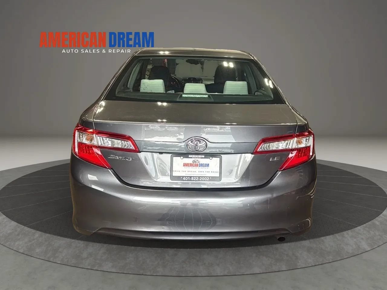 Used 2014 Toyota Camry LE FWD image 3